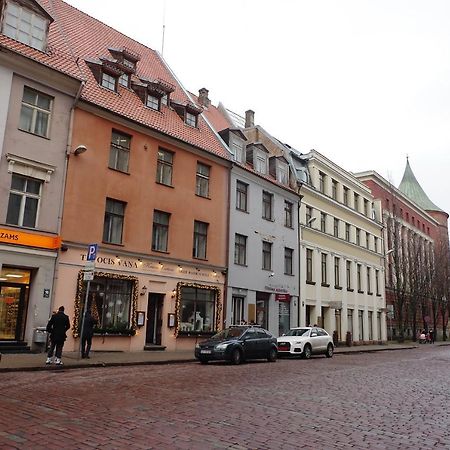 Dream Apartment Near The Old Tower Рига Екстериор снимка
